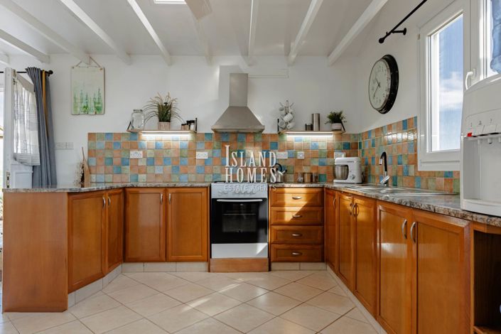 Image No.5-2 Bed Villa / Detached for sale