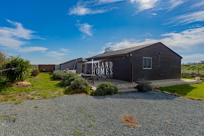 Image No.7-2 Bed Villa / Detached for sale