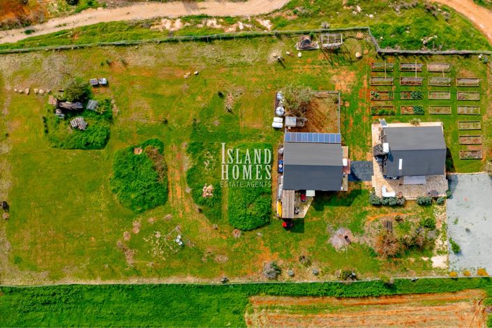 Image No.8-2 Bed Villa / Detached for sale