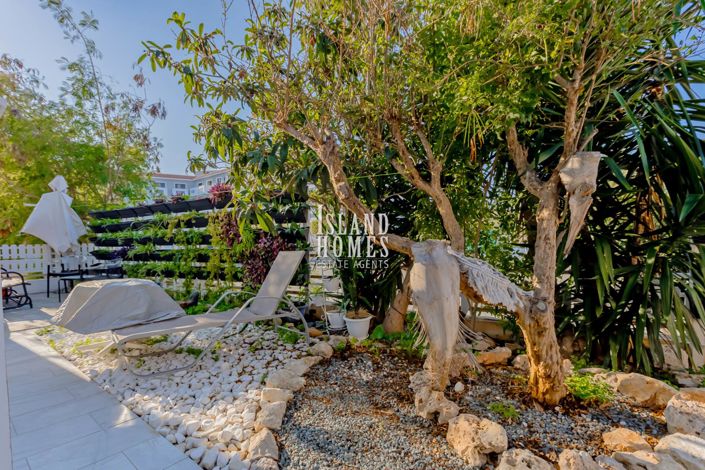 Image No.13-3 Bed Villa / Detached for sale