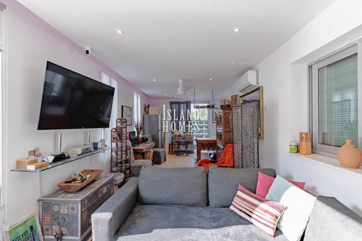 Image No.18-3 Bed Villa / Detached for sale