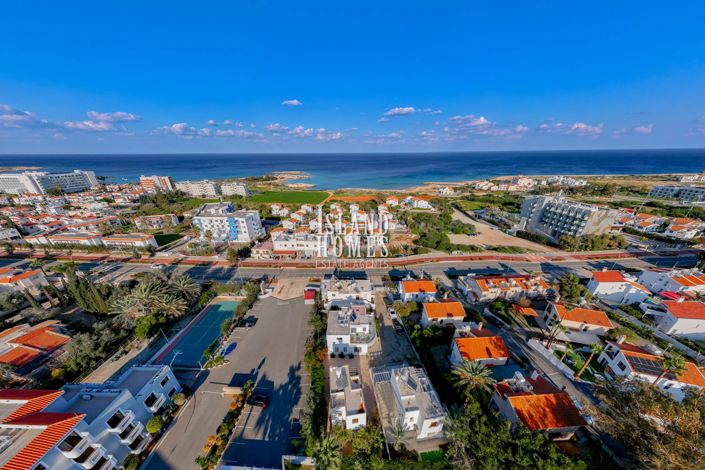 Image No.3-3 Bed Villa / Detached for sale