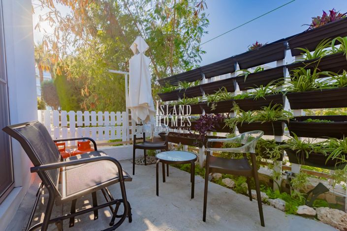 Image No.21-3 Bed Villa / Detached for sale