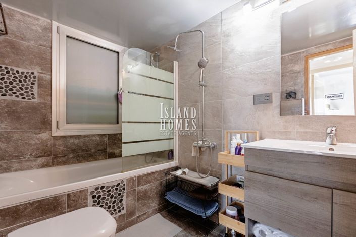 Image No.26-3 Bed Villa / Detached for sale