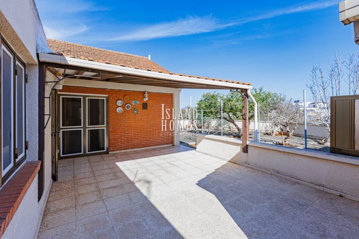 Image No.21-3 Bed Villa / Detached for sale