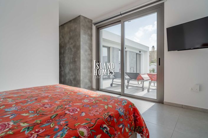 Image No.20-3 Bed Bungalow for sale