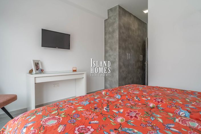 Image No.24-3 Bed Bungalow for sale