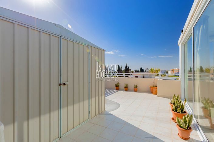 Image No.8-3 Bed Apartment for sale