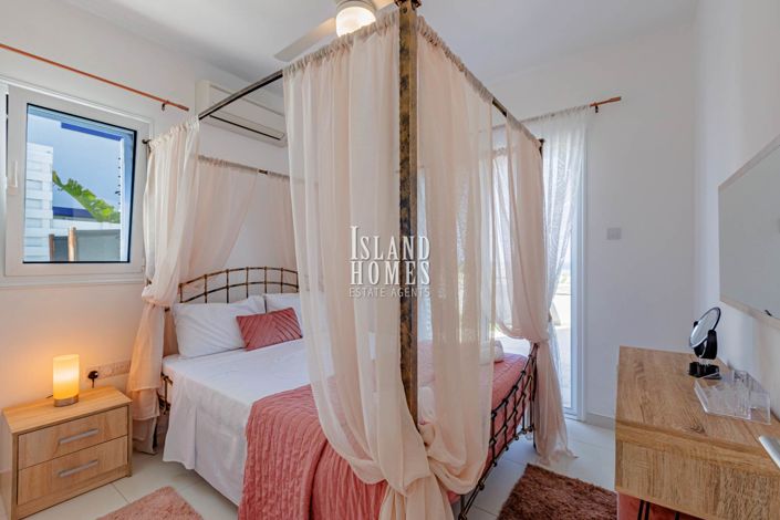 Image No.17-5 Bed Villa / Detached for sale