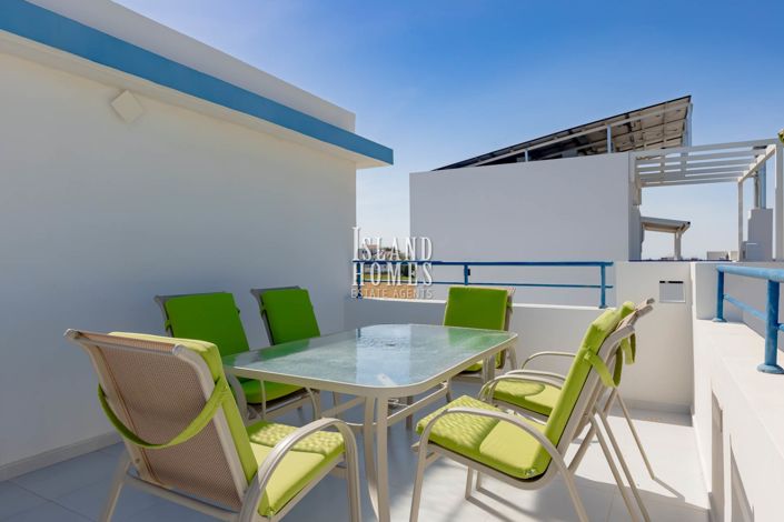 Image No.36-5 Bed Villa / Detached for sale