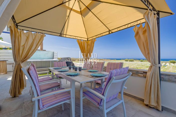 Image No.6-5 Bed Villa / Detached for sale