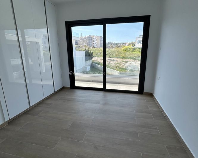 Image No.13-4 Bed Villa / Detached for sale