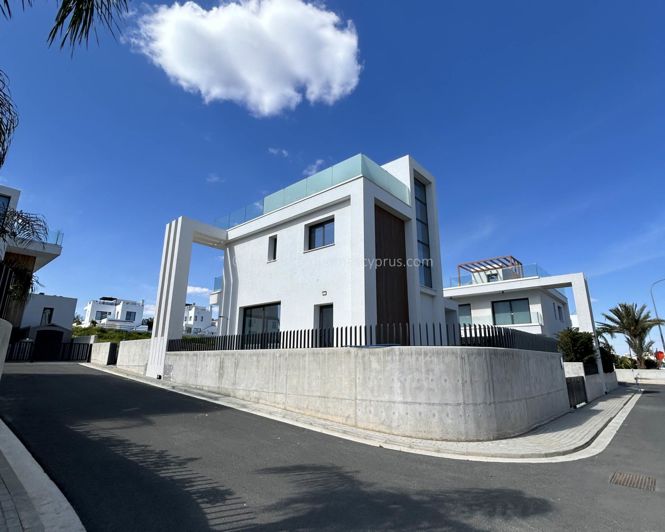 Image No.9-4 Bed Villa / Detached for sale