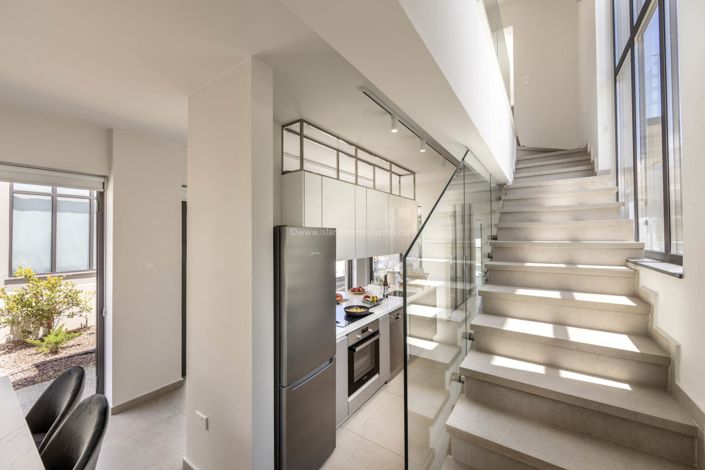 Image No.9-3 Bed Villa / Detached for sale