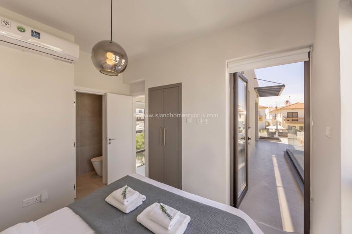 Image No.15-3 Bed Villa / Detached for sale