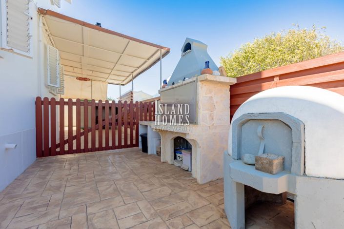 Image No.28-3 Bed Villa / Detached for sale