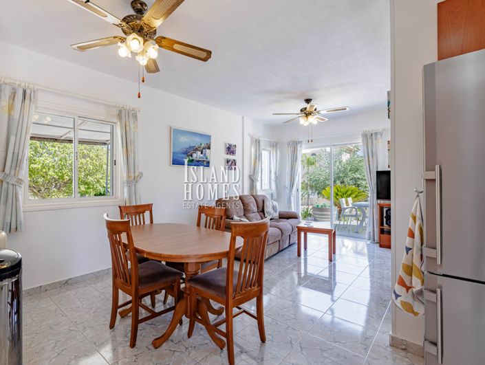 Image No.6-3 Bed Villa / Detached for sale