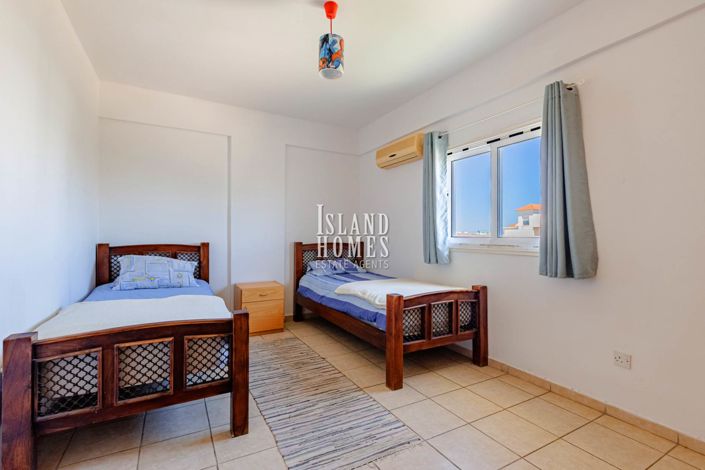 Image No.16-2 Bed Apartment for sale