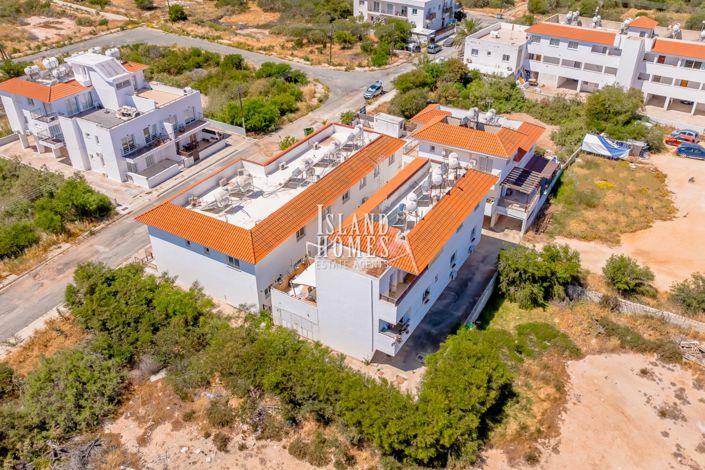 Image No.8-2 Bed Apartment for sale