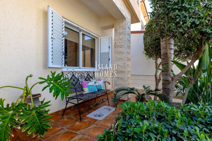 Image No.4-3 Bed Property for sale