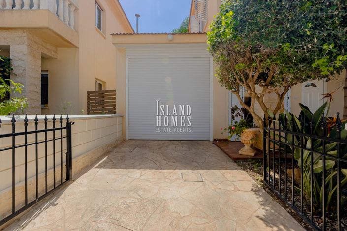 Image No.33-3 Bed Property for sale