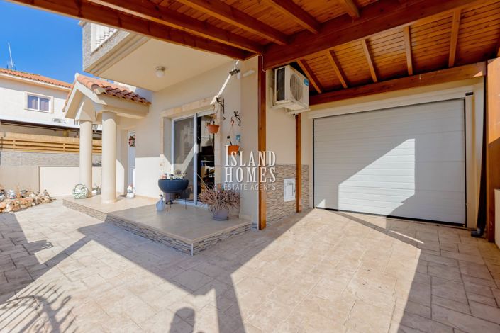 Image No.13-3 Bed Villa / Detached for sale