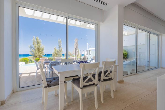 Image No.11-4 Bed Villa / Detached for sale