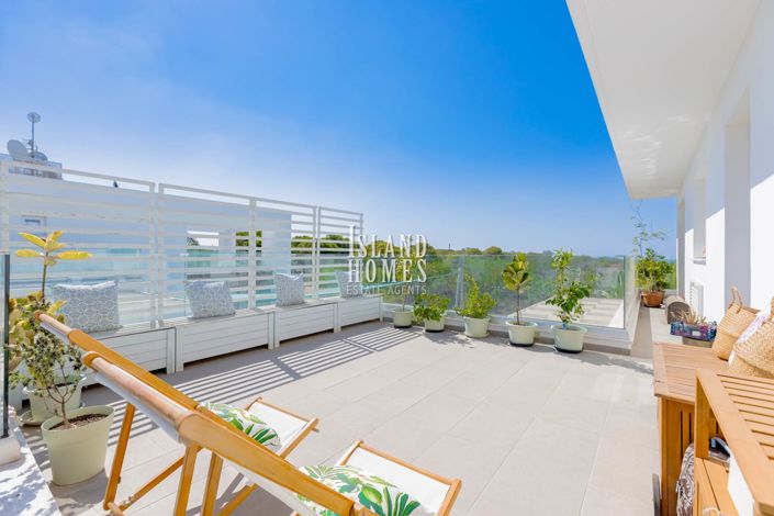 Image No.8-3 Bed Property for sale