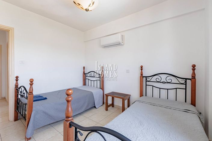 Image No.22-3 Bed Villa / Detached for sale