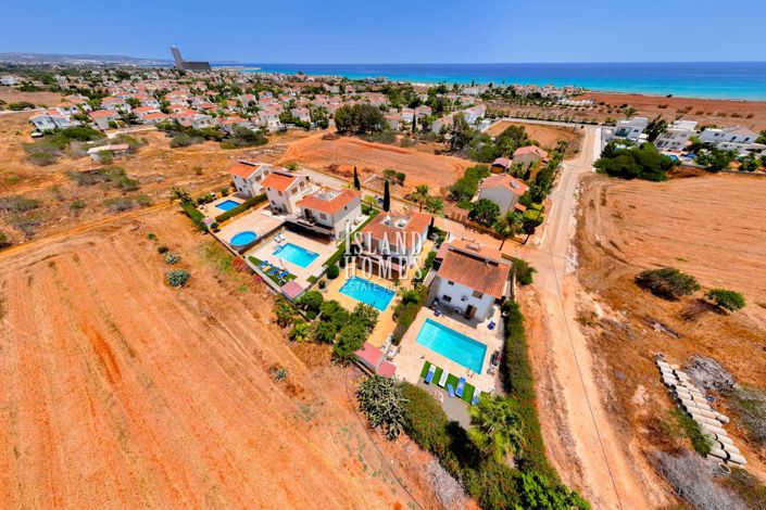 Image No.7-3 Bed Villa / Detached for sale