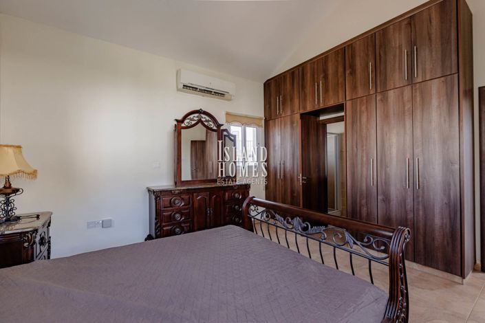 Image No.29-3 Bed Villa / Detached for sale