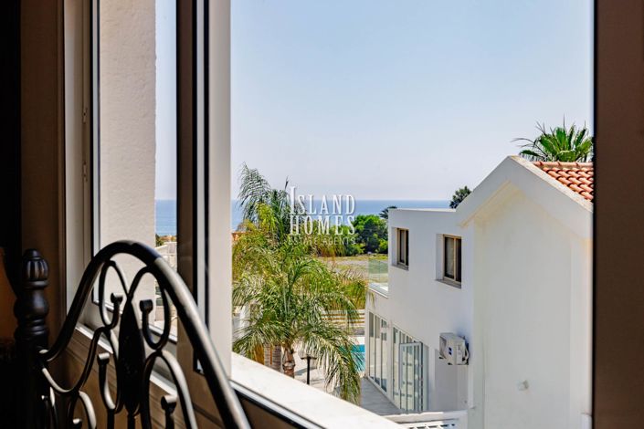 Image No.37-3 Bed Villa / Detached for sale