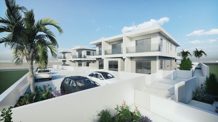 Image No.6-3 Bed Townhouse for sale