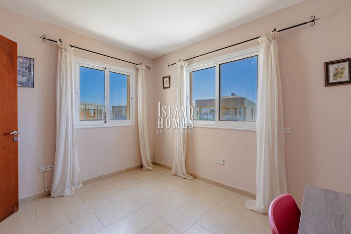 Image No.30-3 Bed Villa / Detached for sale