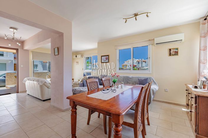 Image No.6-3 Bed Villa / Detached for sale