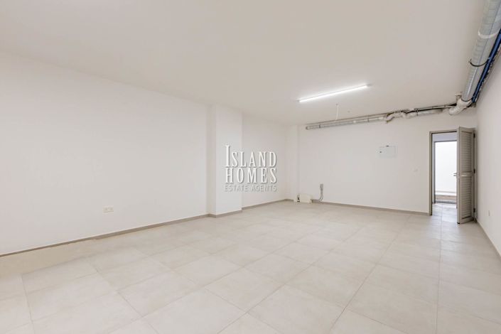 Image No.21-7 Bed Villa / Detached for sale