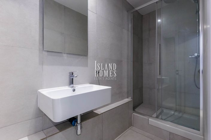 Image No.22-7 Bed Villa / Detached for sale