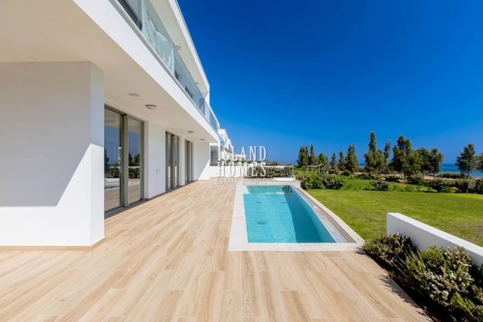 Image No.4-7 Bed Villa / Detached for sale