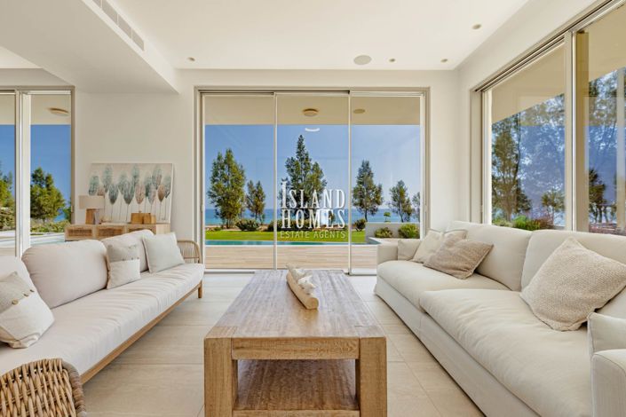 Image No.5-7 Bed Villa / Detached for sale