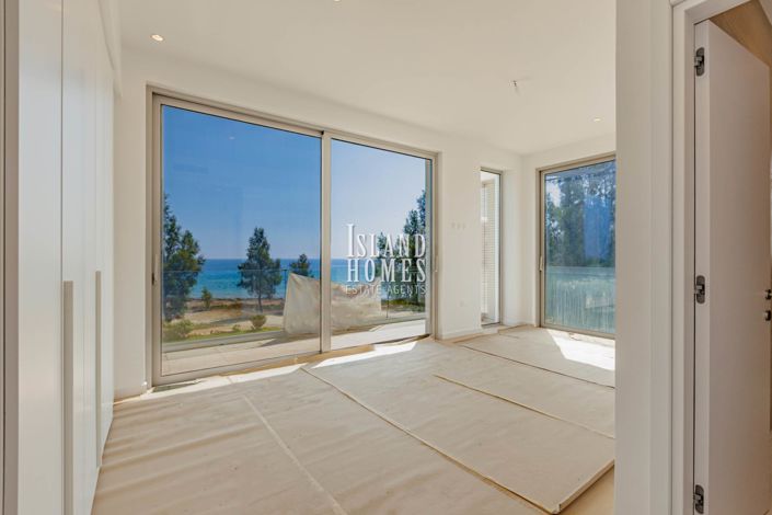 Image No.46-7 Bed Villa / Detached for sale