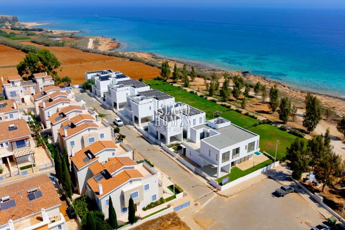 Image No.7-7 Bed Villa / Detached for sale