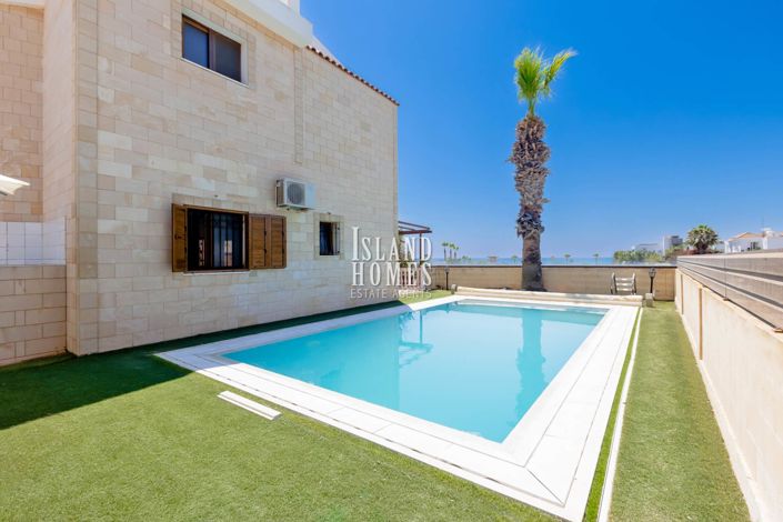 Image No.30-3 Bed Villa / Detached for sale