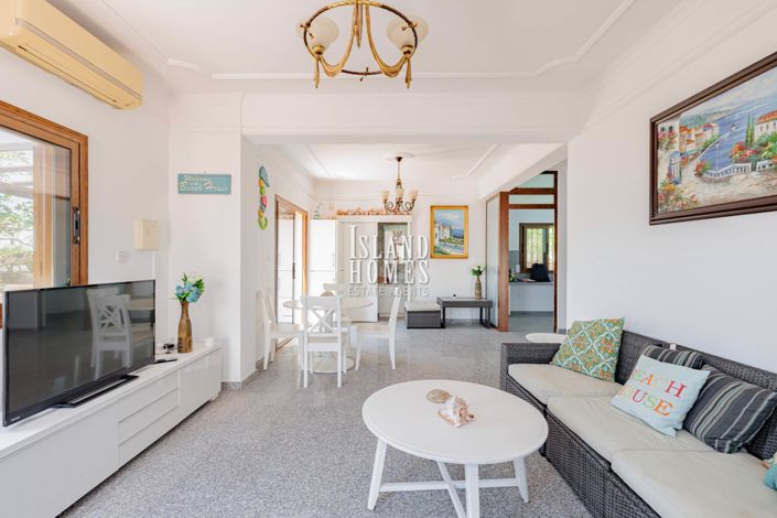 Image No.4-3 Bed Villa / Detached for sale