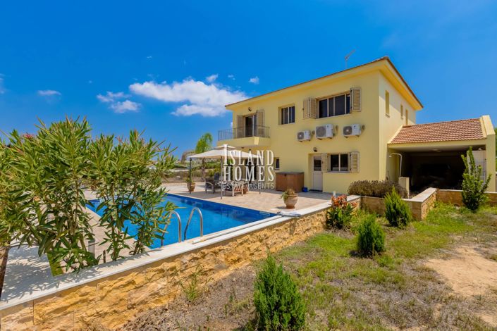 Image No.19-4 Bed Villa / Detached for sale