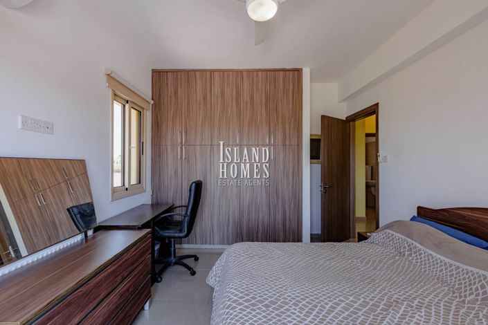 Image No.23-4 Bed Villa / Detached for sale