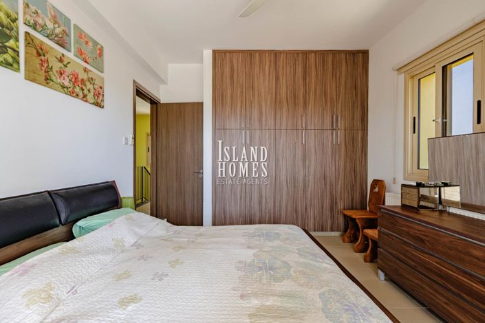 Image No.29-4 Bed Villa / Detached for sale