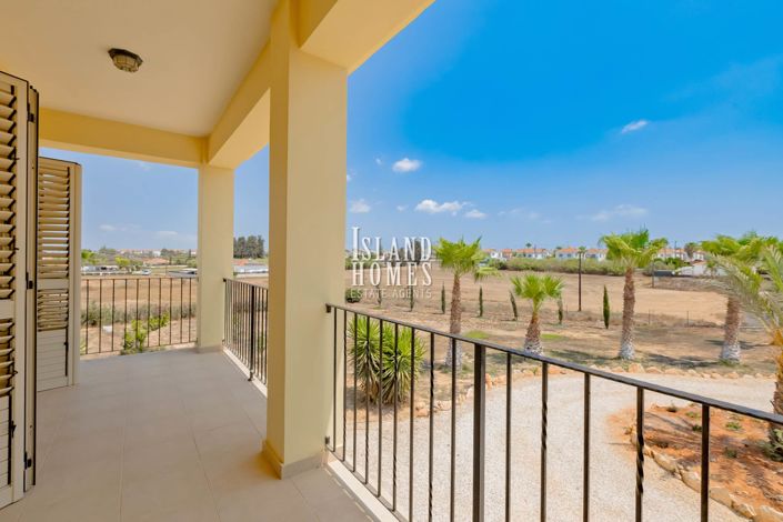 Image No.32-4 Bed Villa / Detached for sale