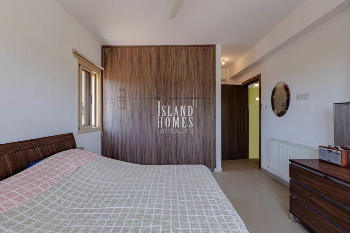 Image No.39-4 Bed Villa / Detached for sale