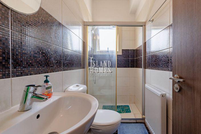 Image No.41-4 Bed Villa / Detached for sale