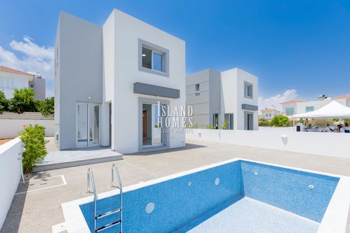 Image No.13-3 Bed Villa / Detached for sale